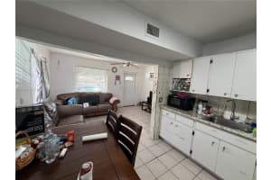 810 Nw 24th Ct Miami, FL 33125 - MLS#A11888115