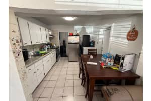 810 Nw 24th Ct Miami, FL 33125 - MLS#A11888115
