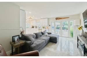 10620 Sw 67th St Miami, FL 33173 - MLS#A11888148