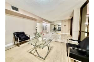 2761 S Taft St 201 Hollywood, FL 33020 - MLS#A11888177