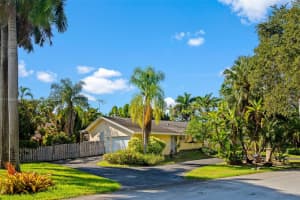 17900 Sw 83rd Ave Palmetto Bay, FL 33157 - MLS#A11888198