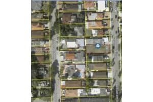 100 Nw 57th Ct Miami, FL 33126 Sold 12/10/25