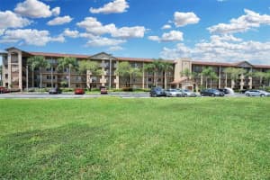 13800 Sw 14th St 409c, Pembroke Pines