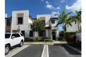 400 Ne 208th Ter 400 Miami, FL 33179 - MLS#A11888261