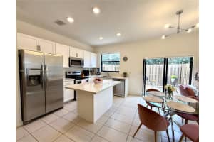 400 Ne 208th Ter 400 Miami, FL 33179 - MLS#A11888261