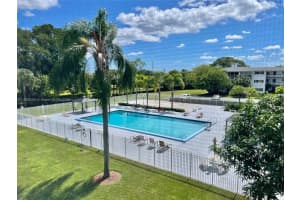 1101 Hillcrest Ct 307, Hollywood