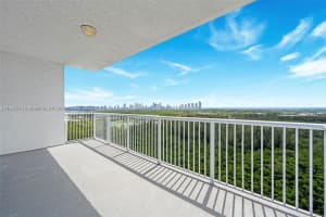 14951 Royal Oaks Ln 2009, North Miami
