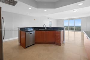 14951 Royal Oaks Ln 2009 North Miami, FL 33181 - MLS#A11888311