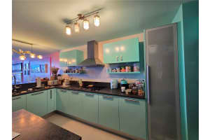 MLS# A11888327, Aventura, Florida 33180