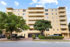 730 Pennsylvania Ave 210, Miami Beach