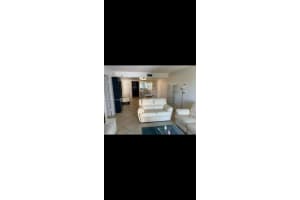 8255 Abbott Ave 402 Miami Beach, FL 33141 - MLS#A11888391