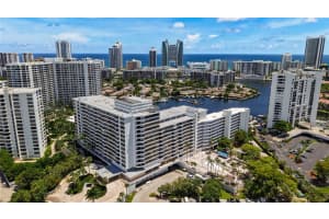 500 Three Islands Blvd 613 Hallandale Beach, FL 33009 - MLS#A11888395