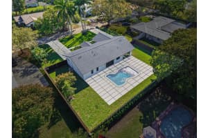 8765 Sw 175th St Palmetto Bay, FL 33157 - MLS#A11888396