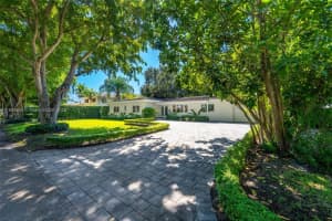 90 S Prospect Dr, Coral Gables
