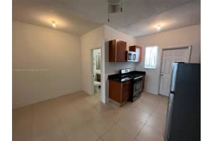 500 14th St 105 Miami Beach, FL 33139 - MLS#A11888443