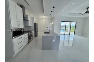 2100 Nw 21st Street Cape Coral, FL 33993 - MLS#A11888457
