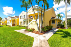 2221 SE 27th Dr, Homestead, FL 33035, Sold 10/04/25