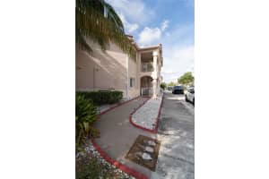298 E 3rd St 102 Hialeah, FL 33010 - MLS#A11888529
