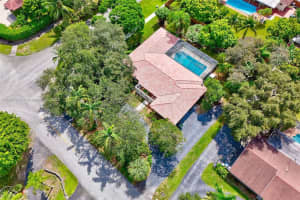 9700 Sw 146th St, Miami