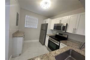 10353 Nw 8th St 206 Pembroke Pines, FL 33026 - MLS#A11888579