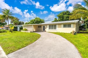 6431 Roosevelt St 6431 Hollywood, FL 33024 - MLS#A11888604