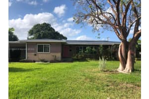 2815 Jackson St Hollywood, FL 33020 - MLS#A11888613