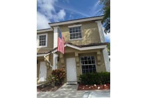 MLS# A11888614, Pembroke Pines, Florida 33025