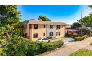 2335 Ne 172nd St 8 North Miami Beach, FL 33160 - MLS#A11888631