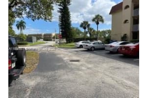 8285 Sunrise Lakes Blvd 202 Sunrise, FL 33322 - MLS#A11888661