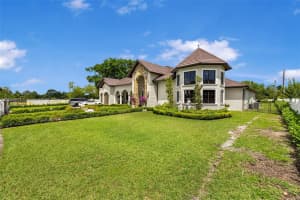 9815 Sw 114th St Miami, FL 33176 - MLS#A11888673