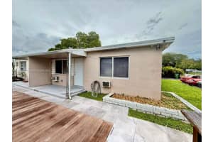 1049 Sw 3rd St 1 Hallandale Beach, FL 33009 - MLS#A11888694