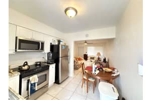 1049 Sw 3rd St 1 Hallandale Beach, FL 33009 - MLS#A11888694