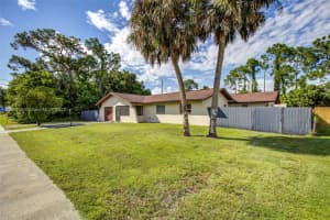 305 E 6 St Lehigh Acres, FL 33975 - MLS#A11888702