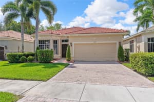 19324 Sw 66th St Pembroke Pines, FL 33332 - MLS#A11888719
