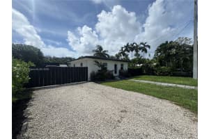 9050 Sw 156th St Palmetto Bay, FL 33157 - MLS#A11888728