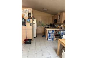 2566 W 73rd Pl Hialeah, FL 33016 - MLS#A11888759