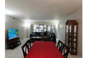 601 Ives Dairy Rd 101-8 Miami, FL 33179 - MLS#A11888767