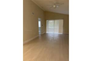 2811 N Oakland Forest Dr 309 Oakland Park, FL 33309 - MLS#A11888772