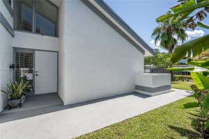 3930 Sw 82nd Ter Davie, FL 33328 - MLS#A11888801