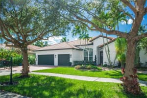 5173 Lakewood Dr Cooper City, FL 33330 - MLS#A11888822