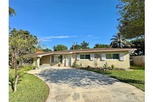 9765 Sw 74th St, Miami