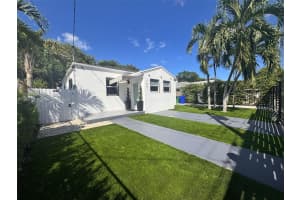 1451 Nw 31st St, Miami