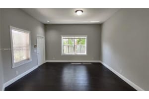675 Maplewood Ct Weston, FL 33327 - MLS#A11888910