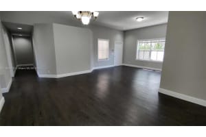 675 Maplewood Ct Weston, FL 33327 - MLS#A11888910