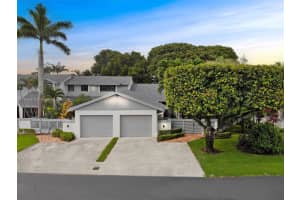 10001 Nw 52nd Ter Doral, FL 33178 - MLS#A11888916