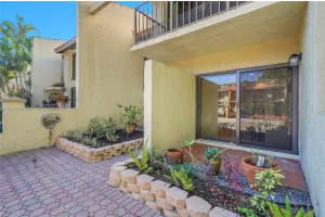 750 E Coco Plum Cir 8 Plantation, FL 33324 - MLS#A11888920
