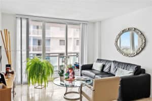 6917 Collins Ave 1512 Miami Beach, FL 33141 - MLS#A11888924