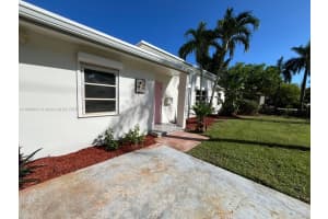 3220 Poinsettia Ave 1 West Palm Beach, FL 33407 - MLS#A11888937