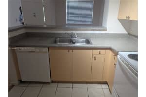 8040 N Nob Hill Rd 208 Tamarac, FL 33321 - MLS#A11888952