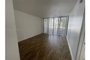 4222 Inverrary Blvd 4106 Lauderhill, FL 33319 - MLS#A11888999